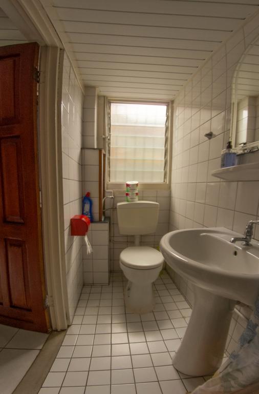 Guesthouse Un Pied-A-Terre 帕拉马里博 外观 照片