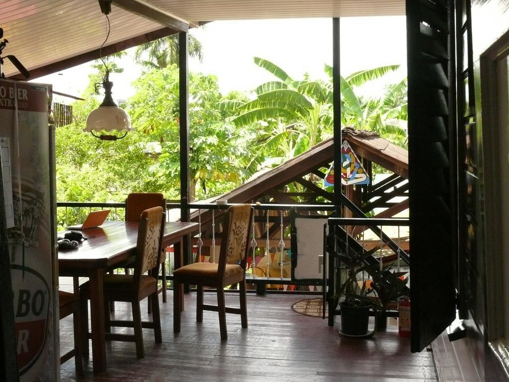 Guesthouse Un Pied-A-Terre 帕拉马里博 外观 照片