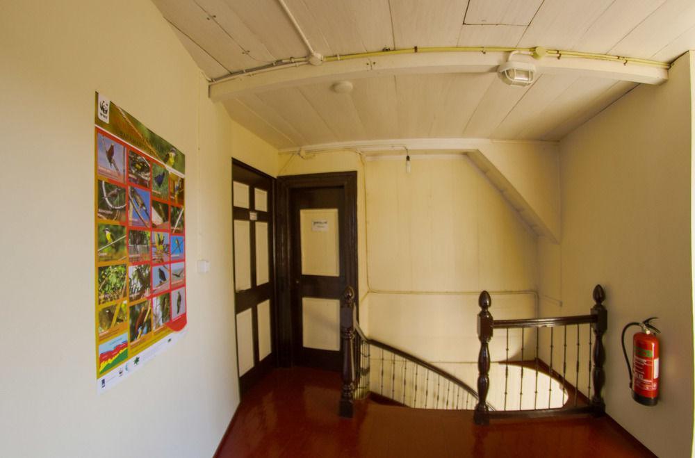 Guesthouse Un Pied-A-Terre 帕拉马里博 外观 照片